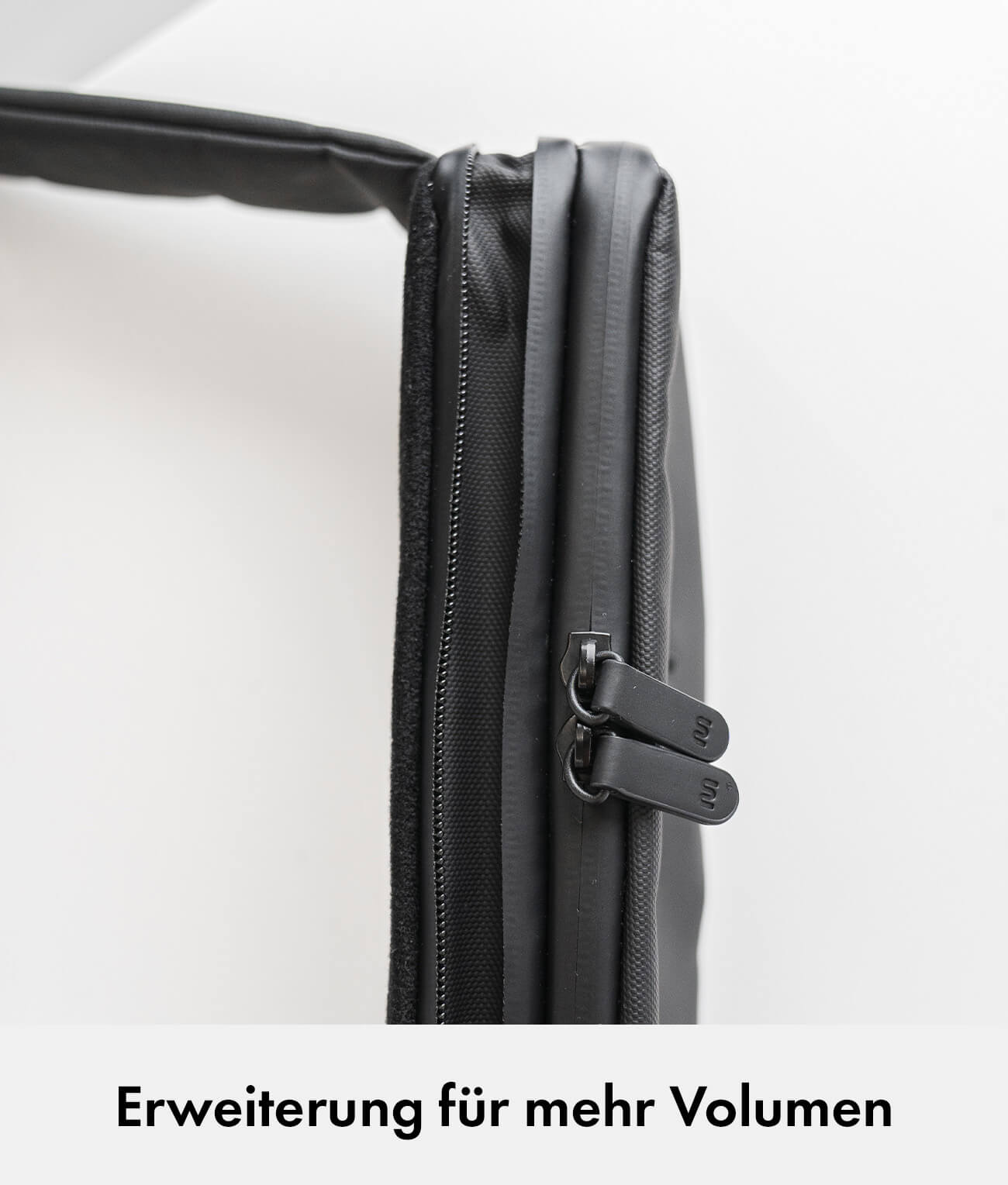 Travel Backpack Ultimate 2 + Hip Belt Pro Bundle